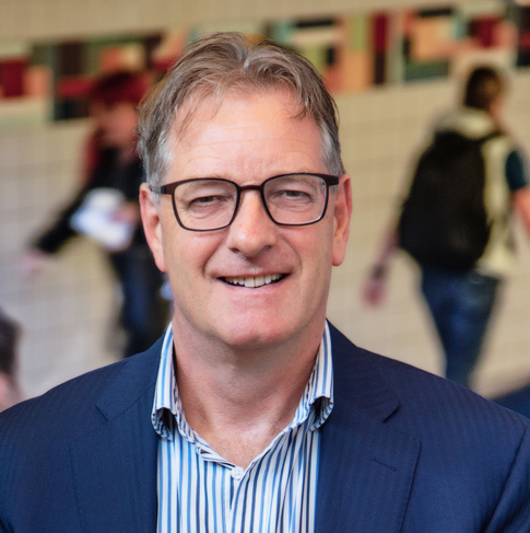 Peter Hovens Act internet kopie